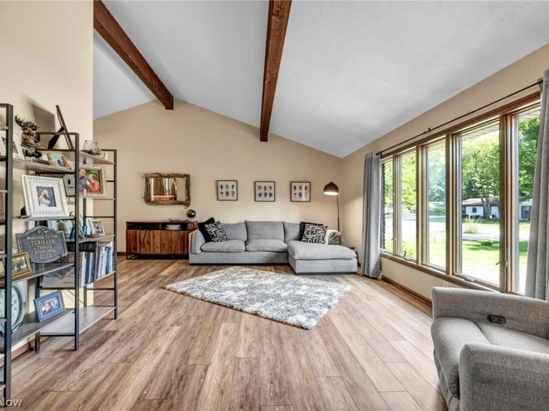 27020 Sleepy Hollow Drive , Westlake, OH 44145 Photo 3
