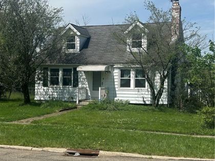 694 Mckinley Avenue Bedford, OH 44146