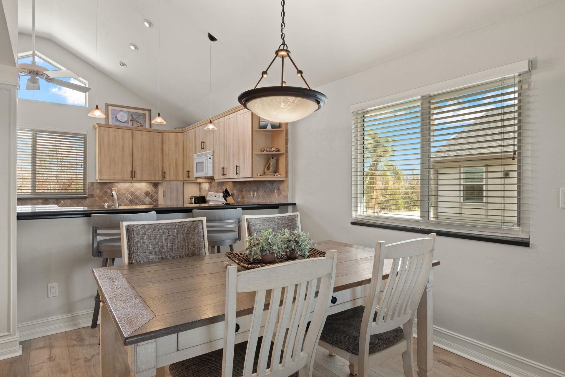 1607 Sand Castle Rd, Sanibel, FL 33957 Photo