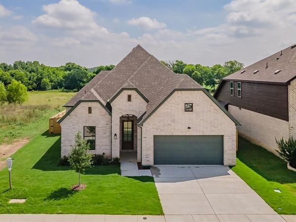 160 Rockin River Drive, Fort Worth, TX 76120