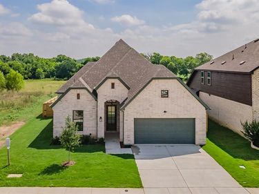 160 Rockin River Drive, Fort Worth, TX 76120