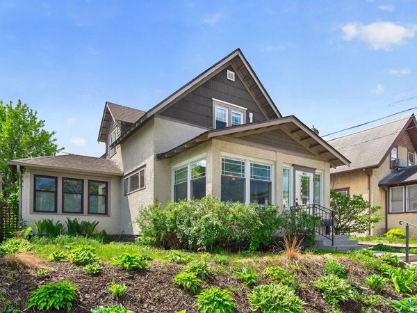 411 W 35th Street, Minneapolis, MN 55408