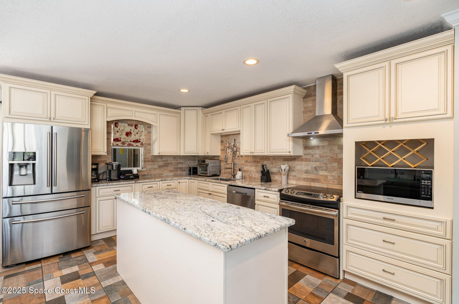 305 Sharon Drive, Melbourne, FL 32935 Photo