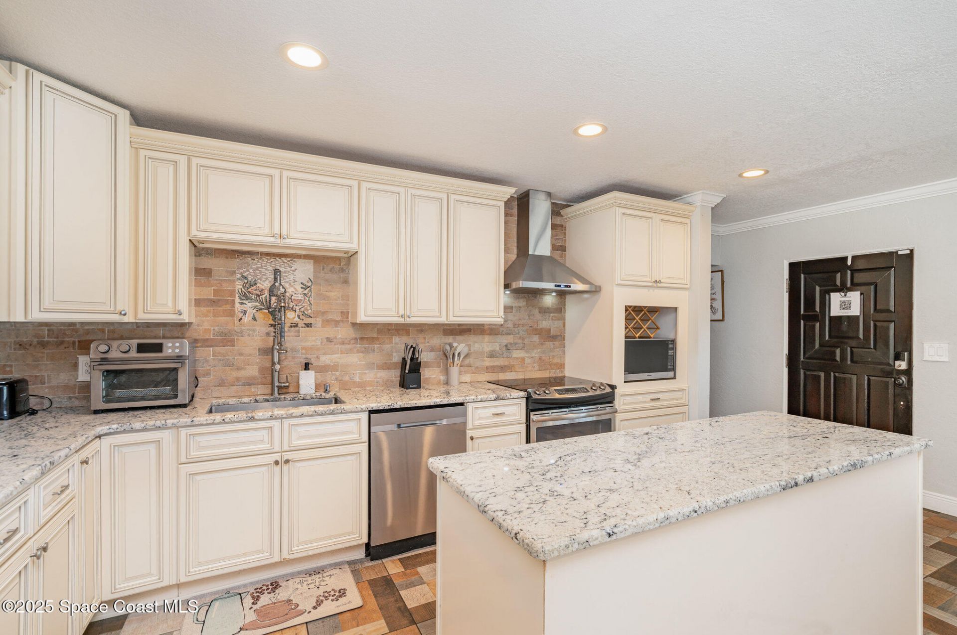 305 Sharon Drive, Melbourne, FL 32935 Photo
