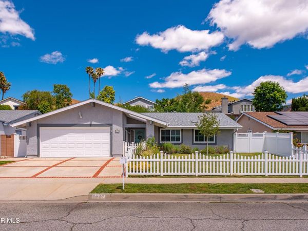 6547 Pinion Street , Oak Park, CA 91377