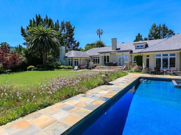 26990 Taaffe Road , Los Altos Hills, CA 94022