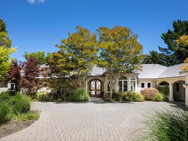 26990 Taaffe Road, Los Altos Hills, CA 94022