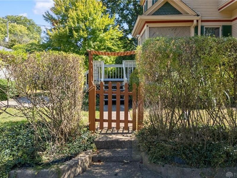 305 E Central Avenue, West Carrollton, OH 45449 Photo 43