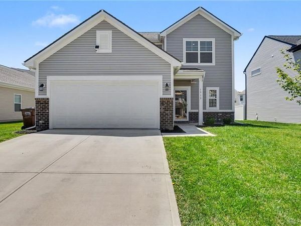 1513 Arrowhead Drive, Piqua, OH 45356