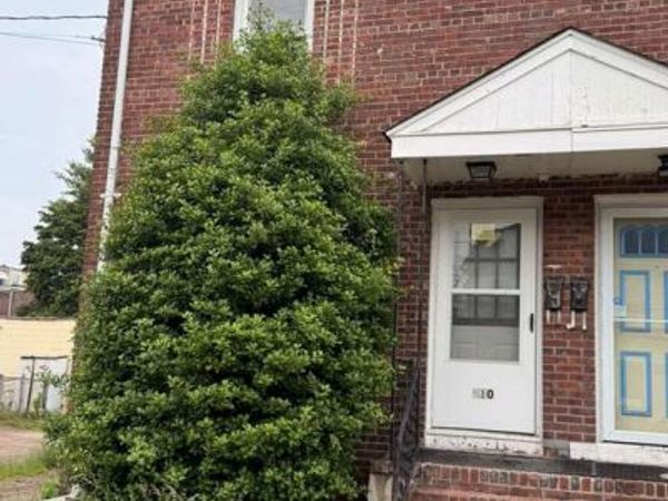 510 DEKLYN AVENUE , TRENTON, NJ 08610