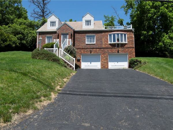 136 Colson Dr , Pittsburgh, PA 15236