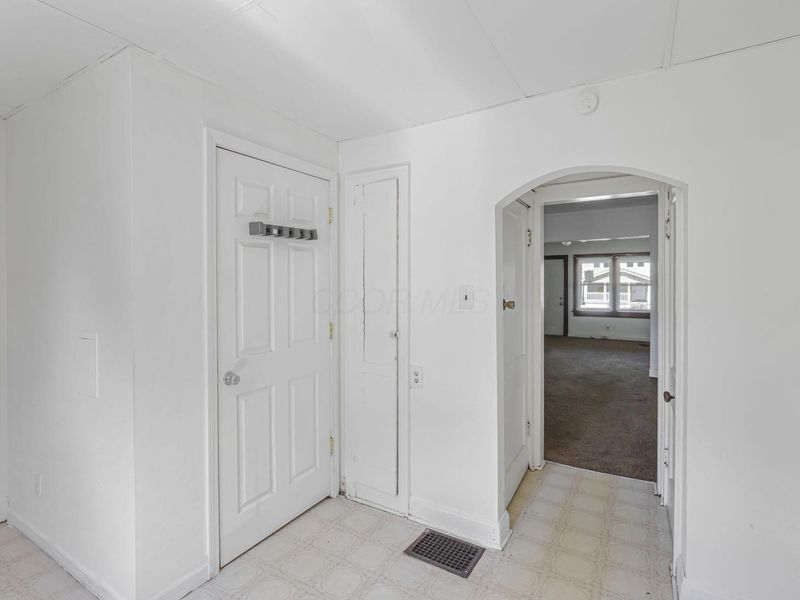 661-663 S Burgess Avenue , Columbus, OH 43204 Photo 32