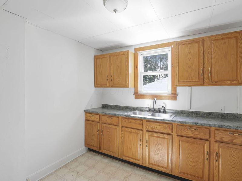 661-663 S Burgess Avenue , Columbus, OH 43204 Photo 34