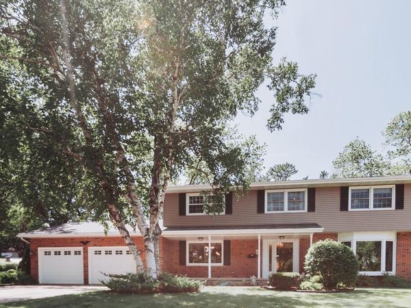 255 Brevity LANE, Columbus, WI 53925