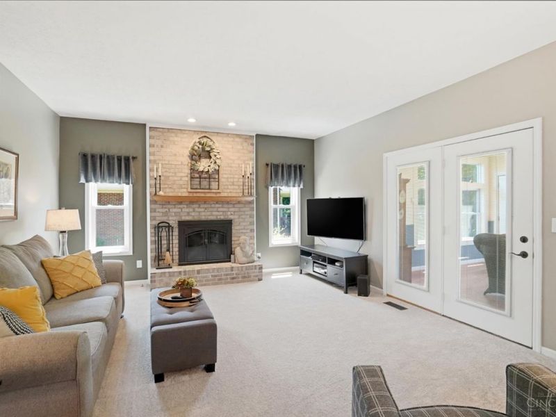 7607 Providence Woods Court, West Chester, OH 45069 Photo 9