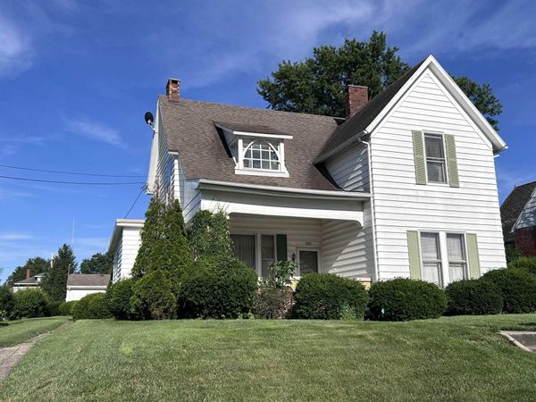 205 N Geiger Street, Huntingburg, IN 47542