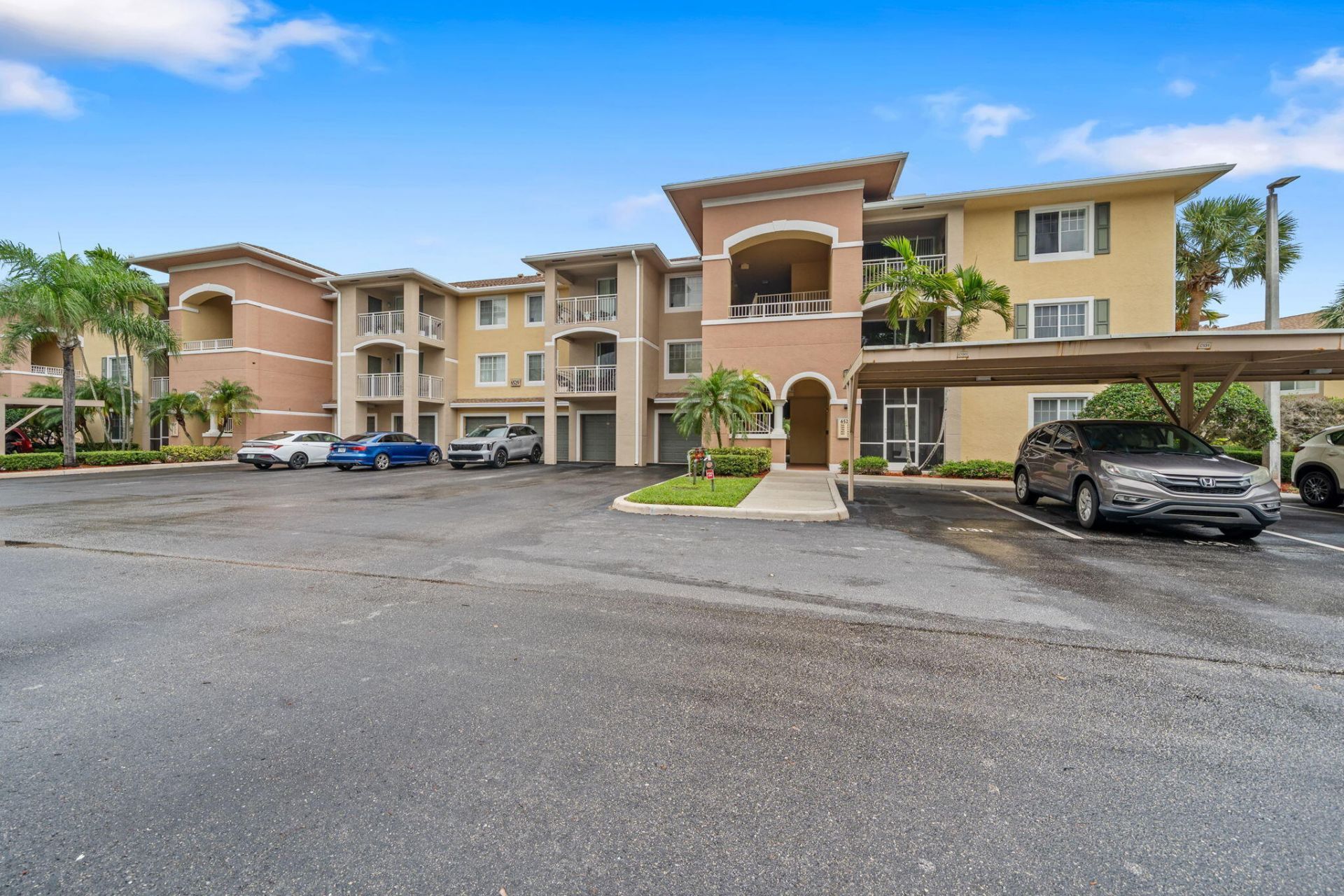 6529 Emerald Dunes Drive, Unit 106, Royal Palm Beach, FL 33411 Photo