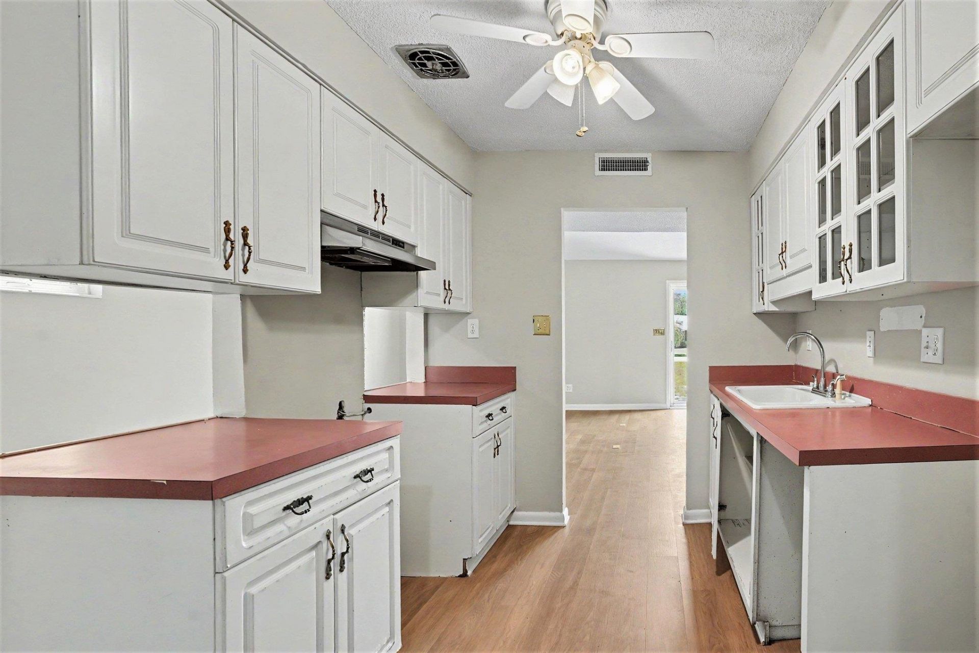 213 Caropine Dr.  Photo 14