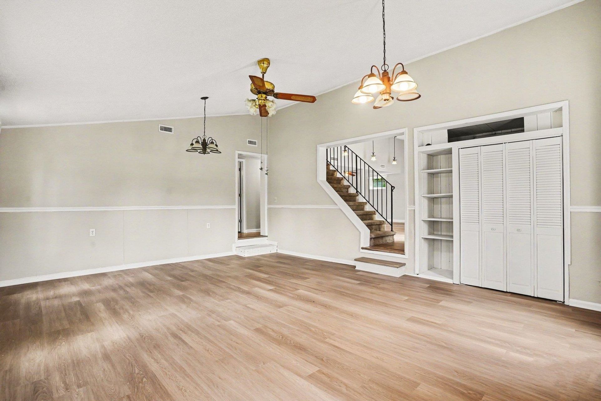 213 Caropine Dr.  Photo 17