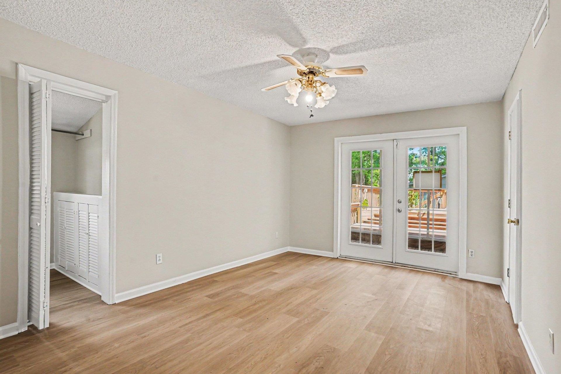 213 Caropine Dr.  Photo 21