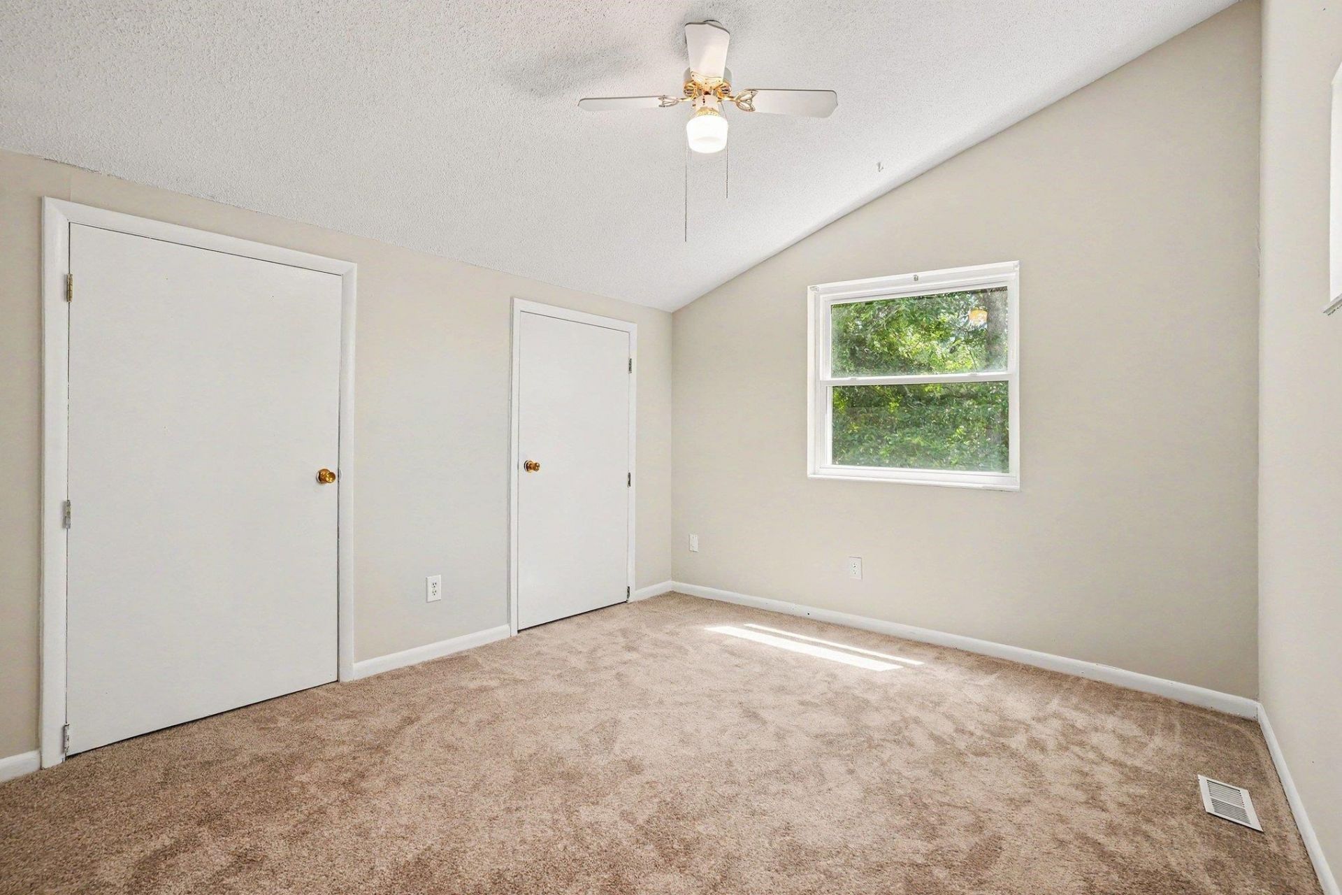 213 Caropine Dr.  Photo 30
