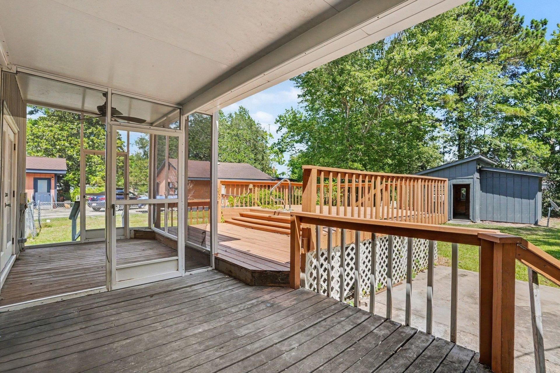 213 Caropine Dr.  Photo 36