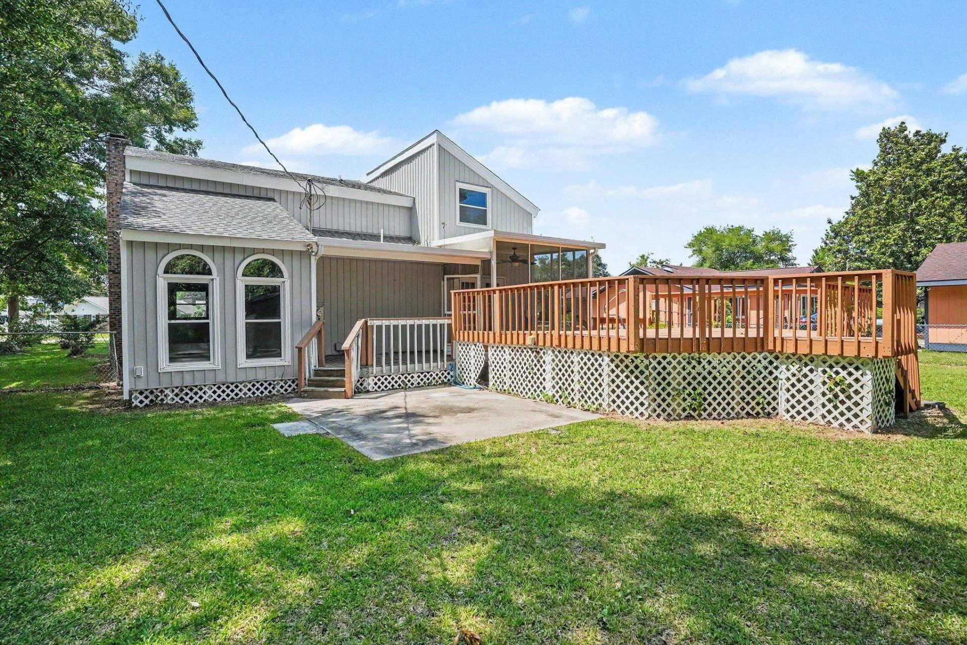 213 Caropine Dr.  Photo 5