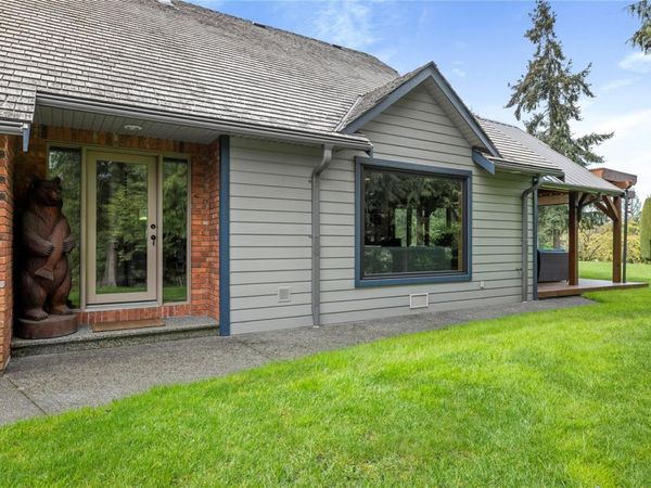 1204 Bazett Rd , Duncan, BC V9L 5S8