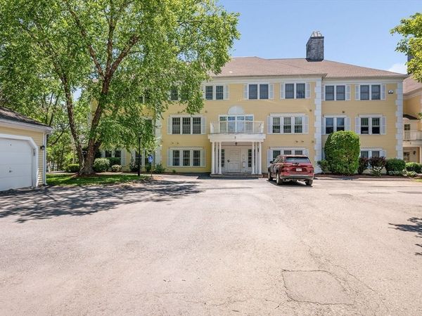 1 Riverview Blvd, Unit 2-202, Methuen, MA 01844