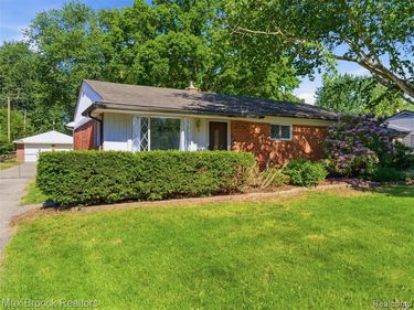 47375 Harry Street, Shelby Twp, MI 48317
