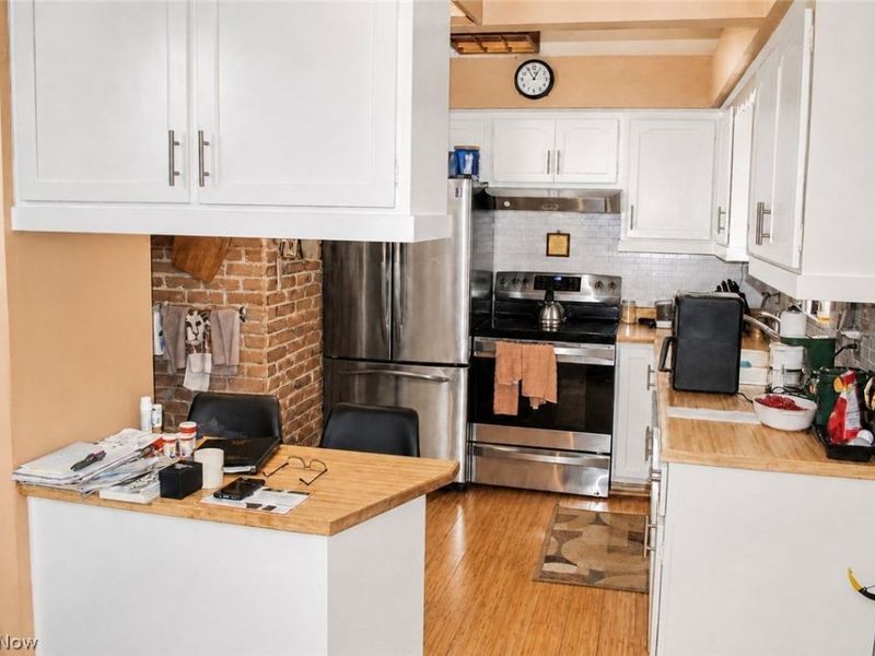 6484 State Road , Unit D8, Parma, OH 44134 Photo 7