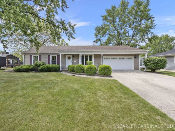 18 Cayman Drive , Montgomery, IL 60538