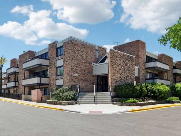 1806 Hemlock Place , Unit 303, Schaumburg, IL 60173