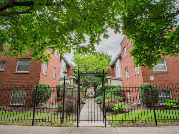 7521 N Damen Avenue , Unit K1, Chicago, IL 60645
