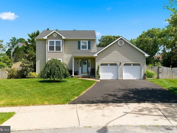 167 BLACK OAK, TOMS RIVER, NJ 08753
