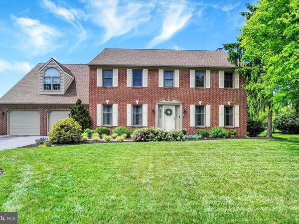 1885 HERMAN DRIVE, YORK, PA 17408