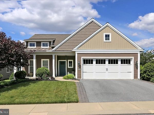 1034 GRANT CIRCLE, LEBANON, PA 17042