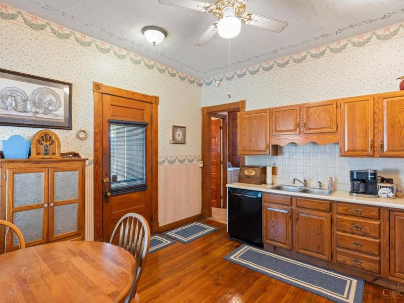 305 E Central Avenue, West Carrollton, OH 45449 Photo 15