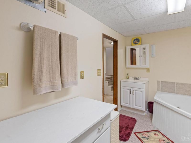 305 E Central Avenue, West Carrollton, OH 45449 Photo 43