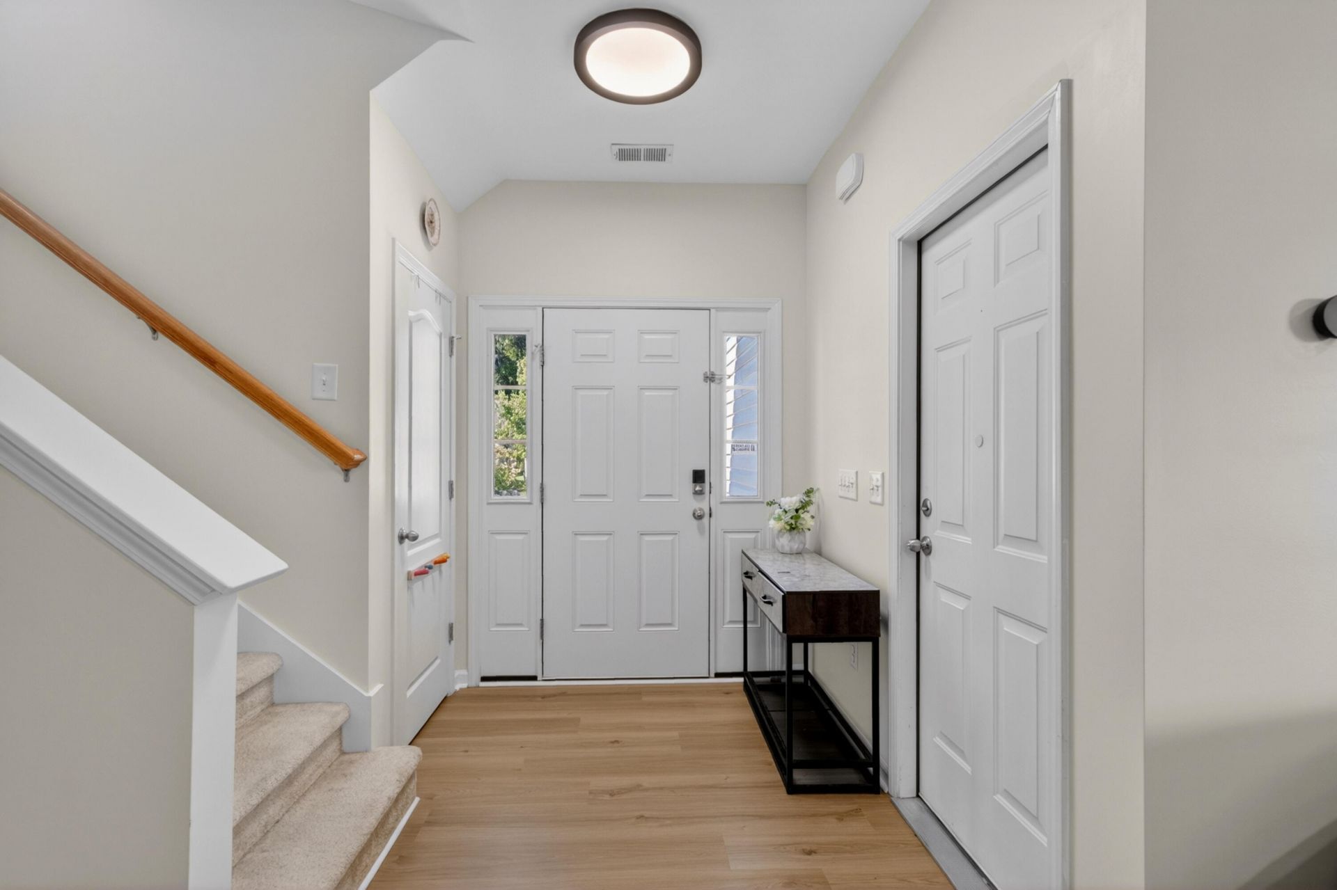 114 Coosawatchie Street Photo 6