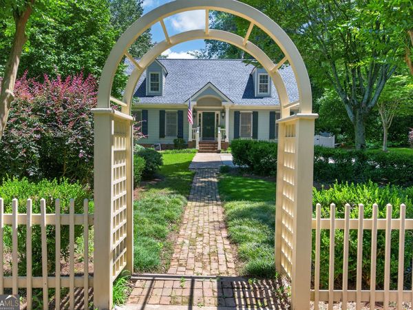 332 Crescent Road, Griffin, GA 30224