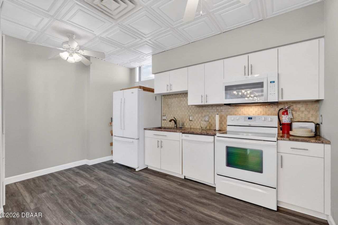 2828 N Atlantic Avenue, Unit 1804, Daytona Beach, FL 32118 Photo