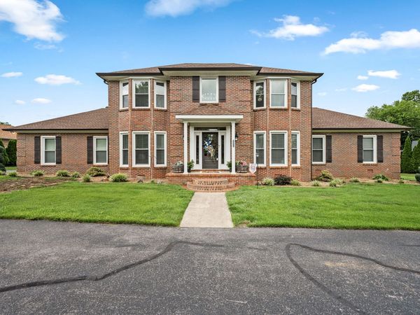 2104 Shannon Dr , Murfreesboro, TN 37129