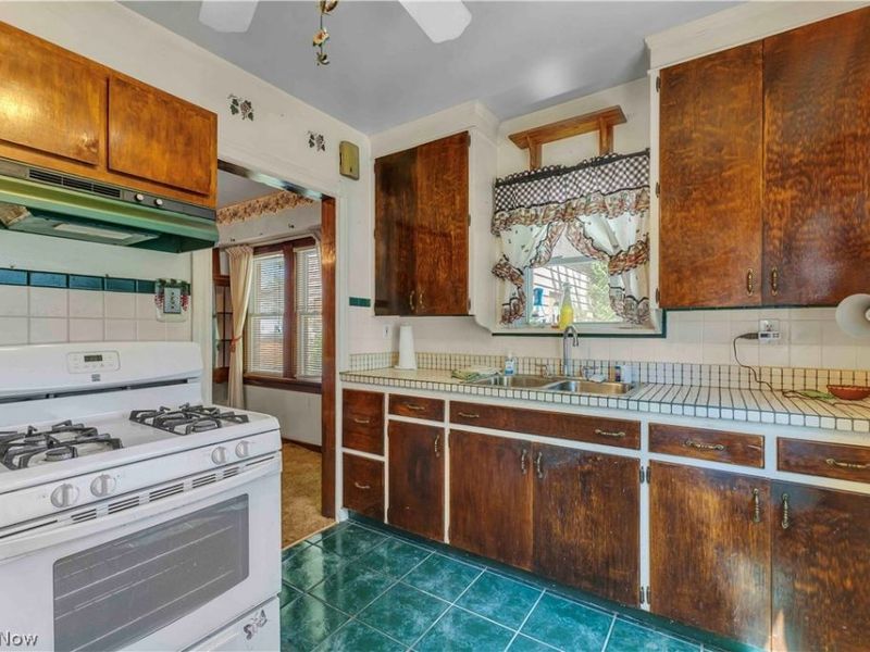 13019 Gilmore Avenue , Cleveland, OH 44135 Photo 12
