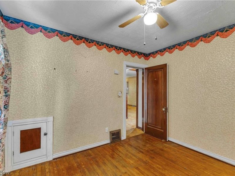13019 Gilmore Avenue , Cleveland, OH 44135 Photo 18