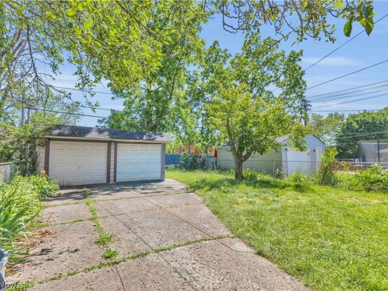 13019 Gilmore Avenue , Cleveland, OH 44135 Photo 8