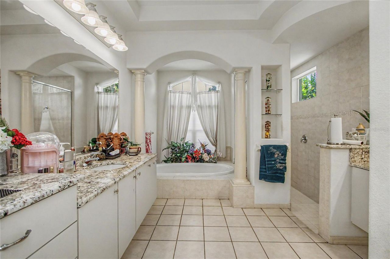 2114 SE 25th Loop , Ocala, FL 34471 Photo