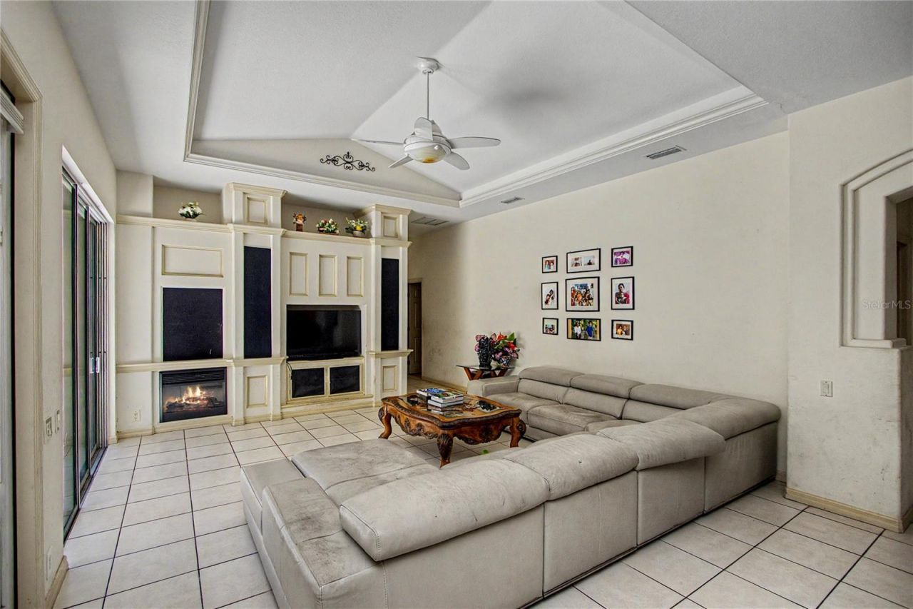 2114 SE 25th Loop , Ocala, FL 34471 Photo