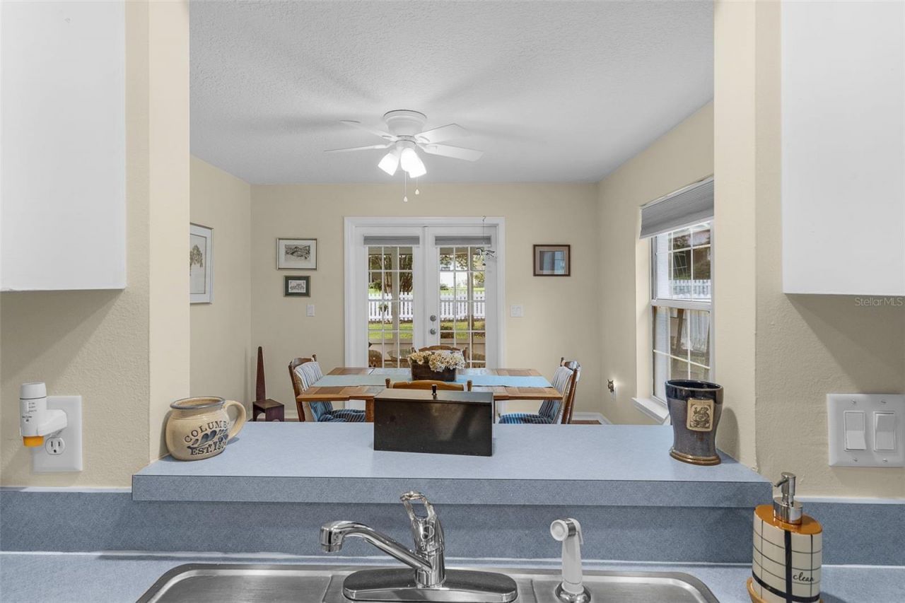 1622 Laurel Way, Tavares, FL 32778 Photo