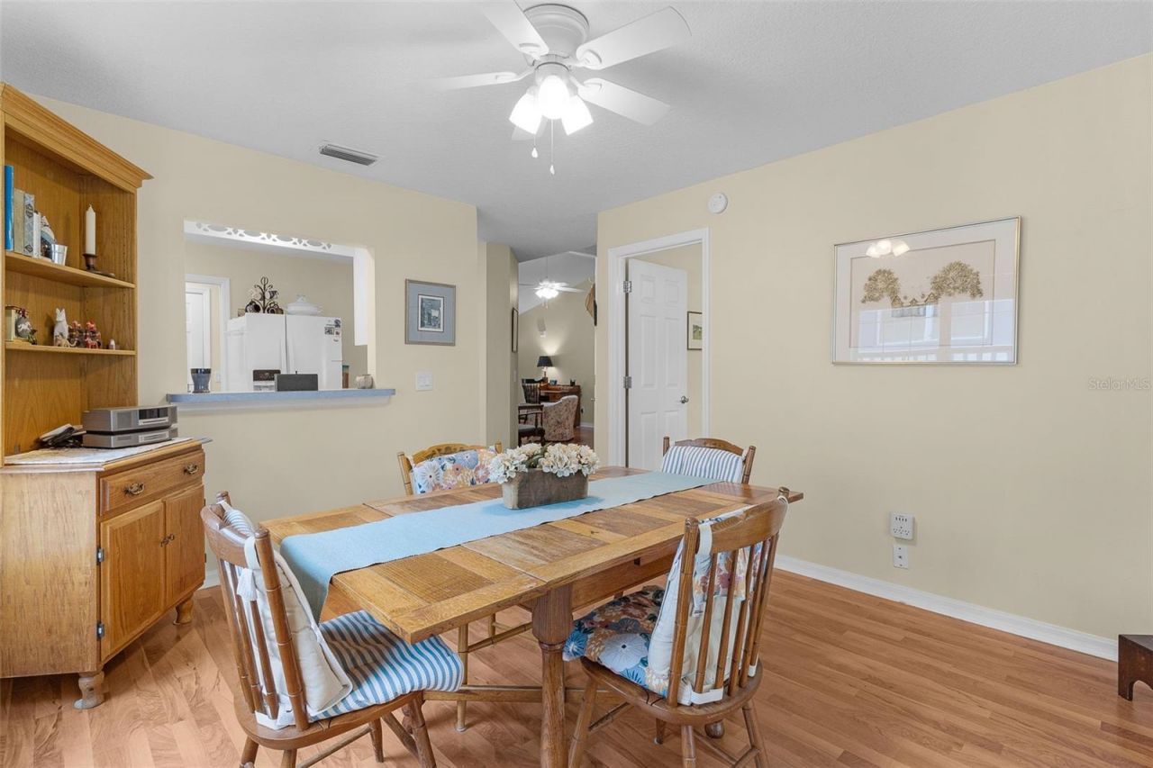 1622 Laurel Way, Tavares, FL 32778 Photo